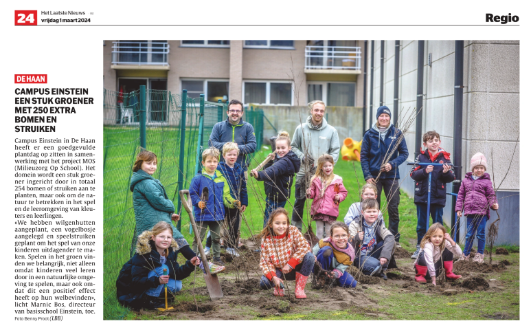 Basisschool Einstein vergroent en plant bomen